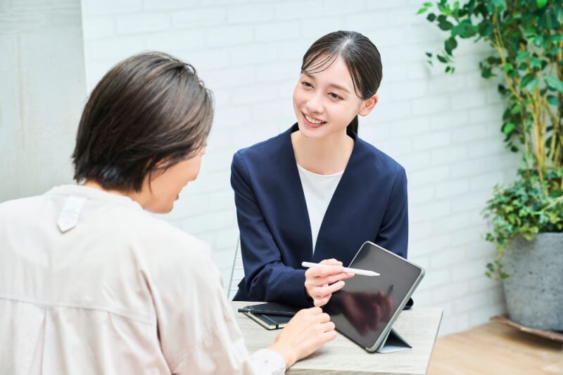 派遣から正社員への引き抜きは違法？